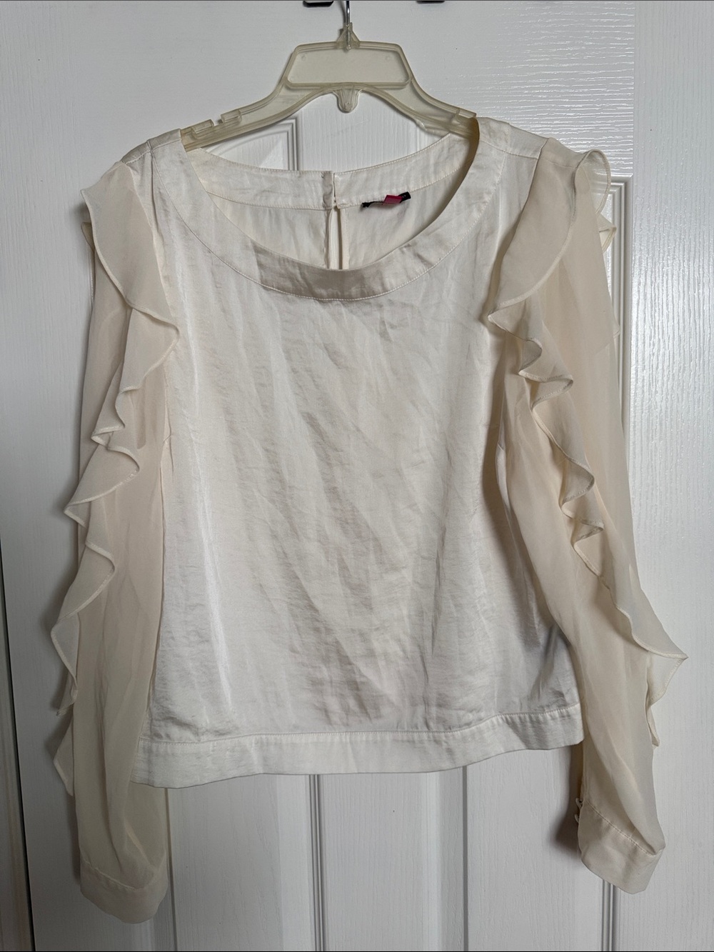 Vince Camuto Cream Ruffle Sleeve Blouse